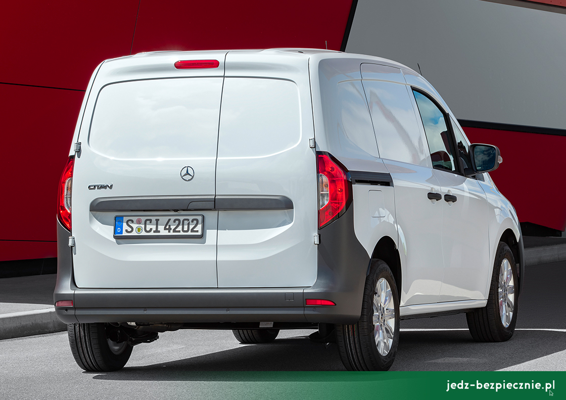 Premiera tygodnia - Mercedes Citan II - tył nadwozia furgon
